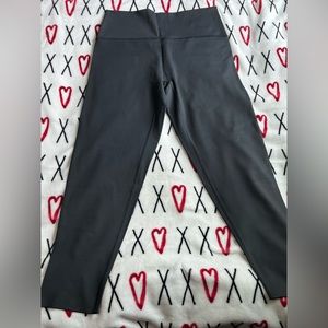 OFFLINE by aerie 7/8 leggings size XL